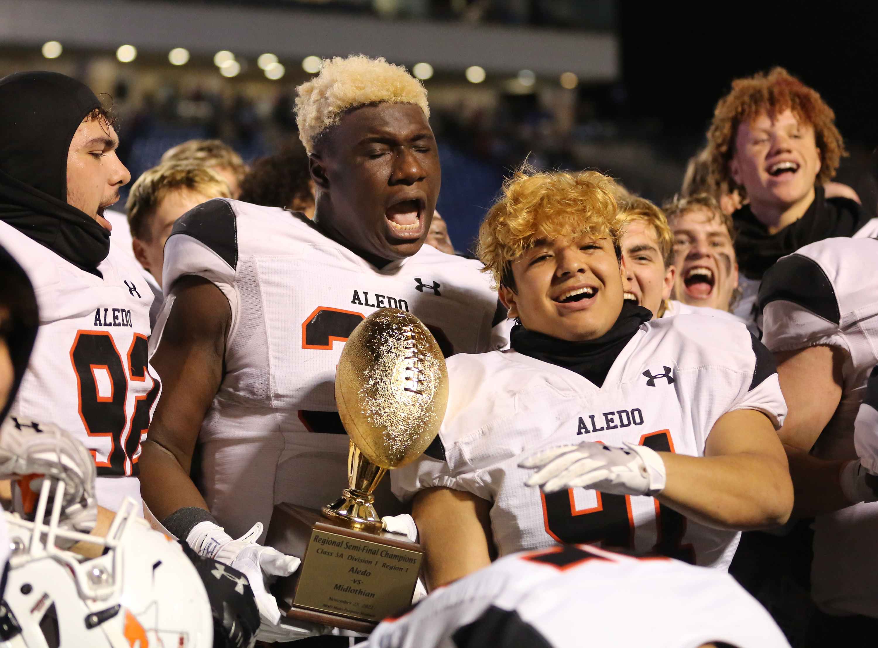 aledo midlothian texas uil football playoffs 2022 mclean27